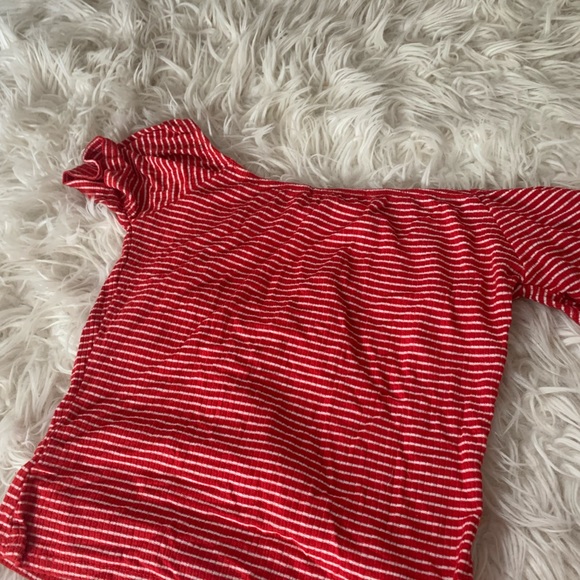 CHARLOTTE RUSSE red and white striped off the shoulder zipper detail croptop - Picture 5 of 5
